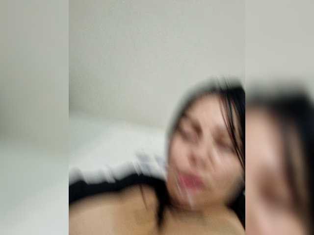 LilyLilyBG webcam bongacams model stream image