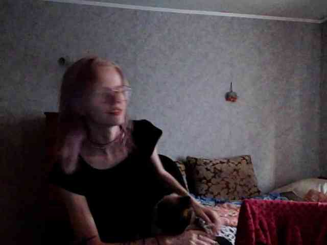 Niki_Tat webcam