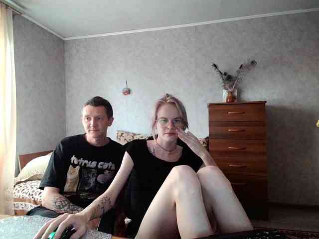 alvarezaur Live Webcam on BongaCams
