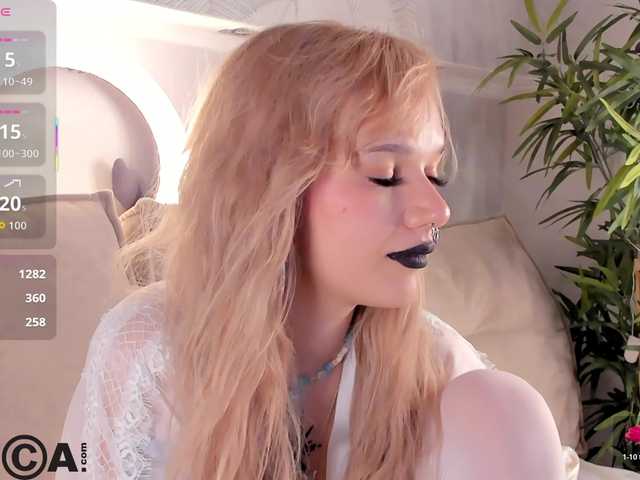 Molly-Platt's BongaCams show and profile