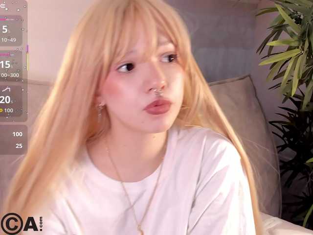 Molly-Platt's BongaCams show and profile