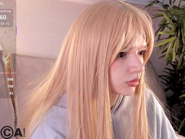 Molly-Platt's BongaCams show and profile