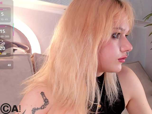 Molly-Platt's BongaCams show and profile