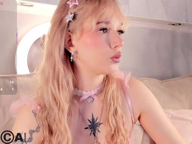 Molly-Platt's BongaCams show and profile