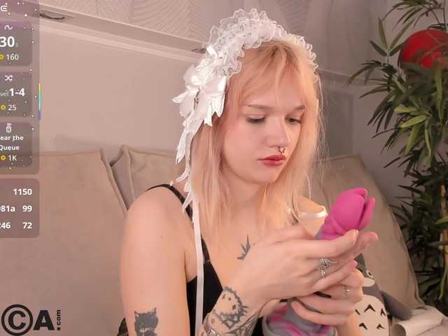 Molly-Platt's BongaCams show and profile