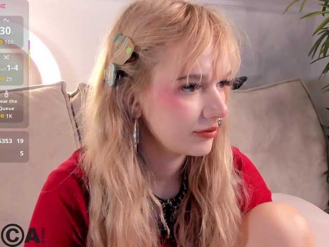 Molly-Platt's BongaCams show and profile