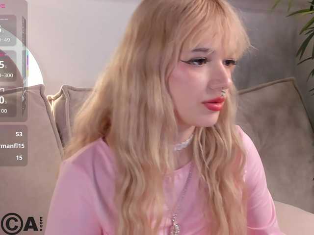 Molly-Platt's BongaCams show and profile