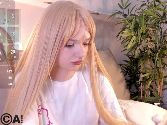 Molly-Platt's BongaCams show and profile