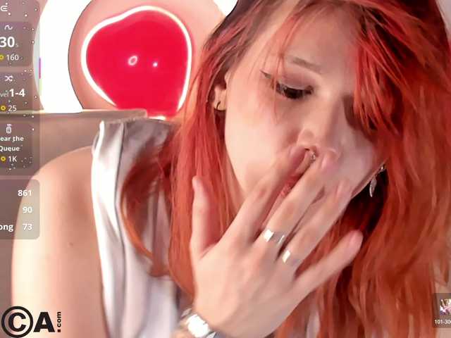 Molly-Platt's BongaCams show and profile