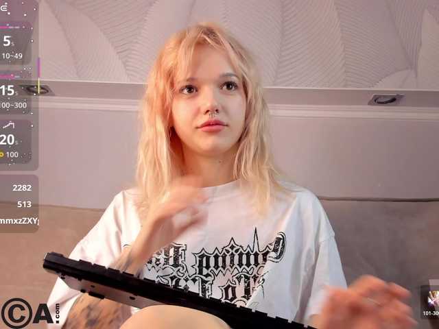 Molly-Platt's BongaCams show and profile