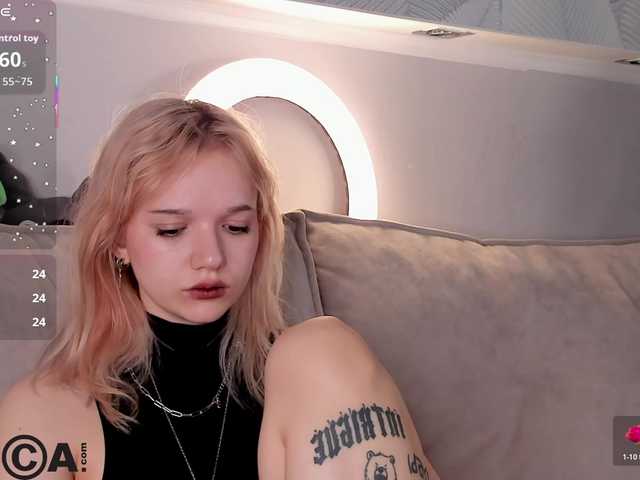 Molly-Platt's BongaCams show and profile