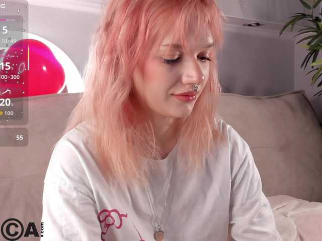 Molly-Platt's BongaCams show and profile