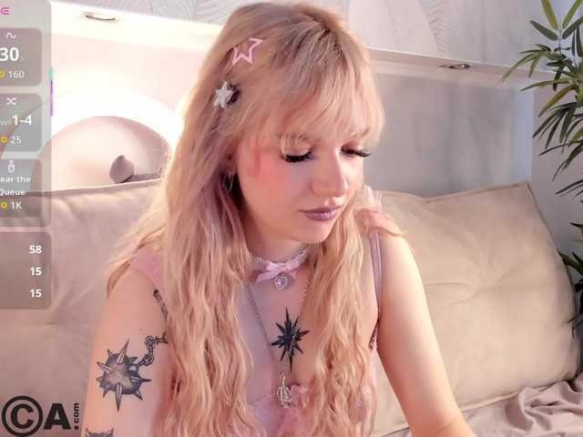 Molly-Platt's BongaCams show and profile