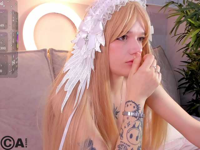 Molly-Platt's BongaCams show and profile