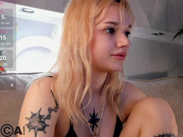 Molly-Platt's BongaCams show and profile