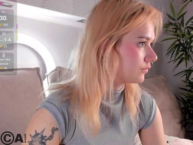 Molly-Platt's BongaCams show and profile