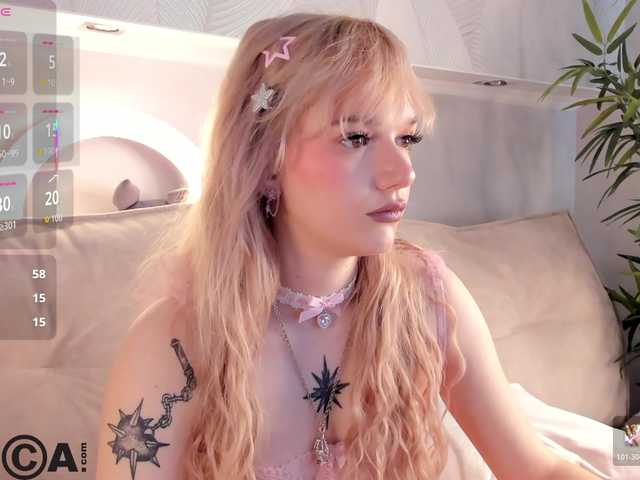 Molly-Platt's BongaCams show and profile