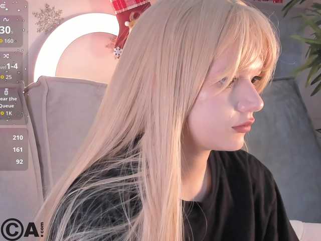 Molly-Platt's BongaCams show and profile