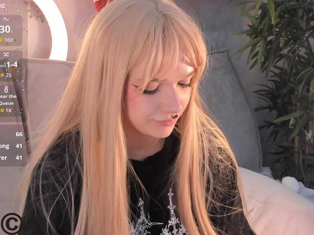 Molly-Platt's BongaCams show and profile