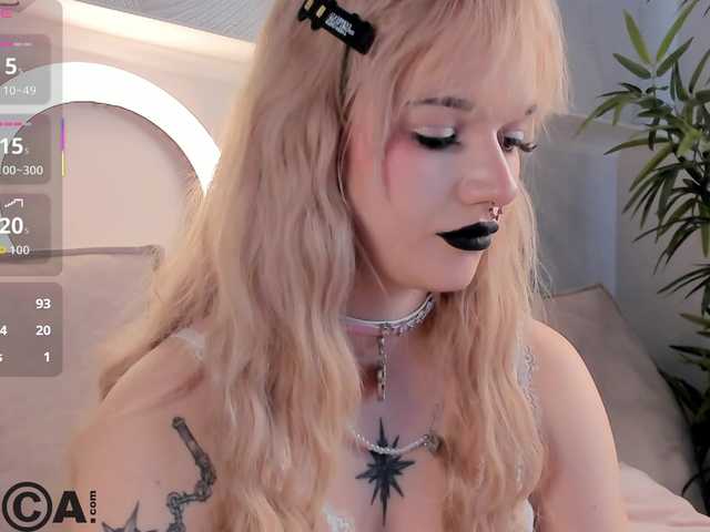 Molly-Platt's BongaCams show and profile