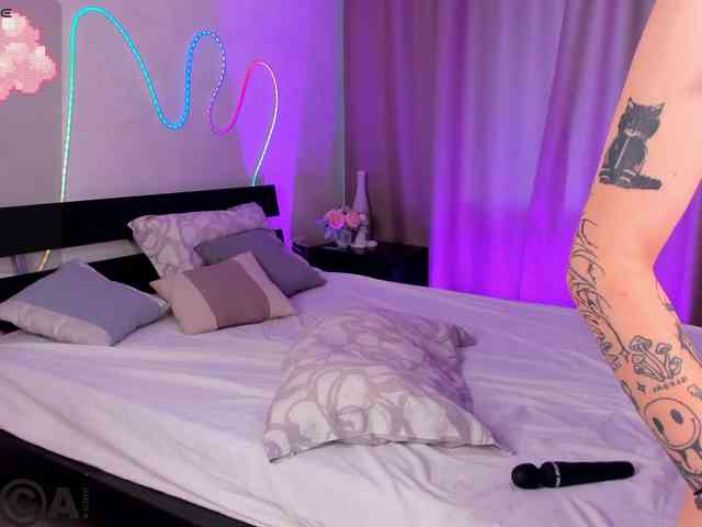 Molly-Platt webcam