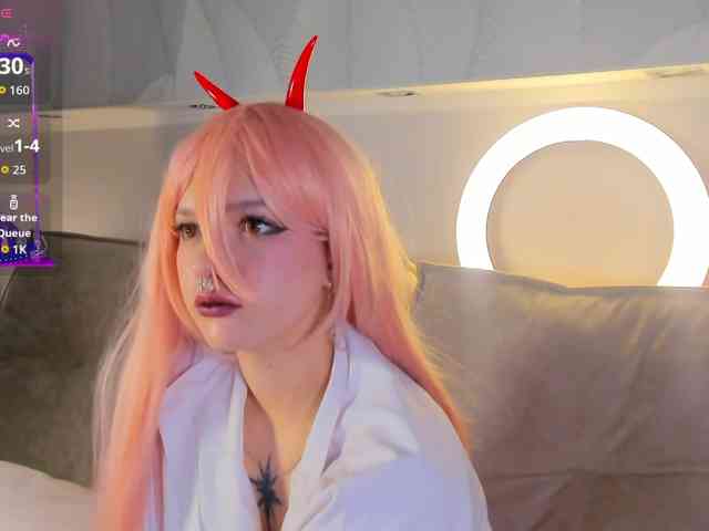 adult chatting Molly-Platt