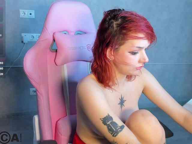 Molly-Platt webcam