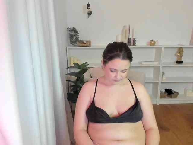 alyafox webcam