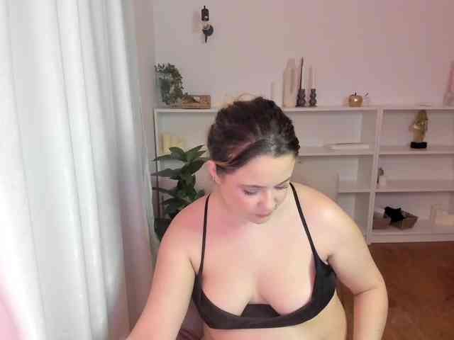 alyafox webcam