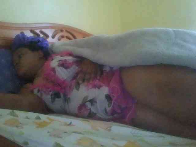 Bustyassy1 webcam