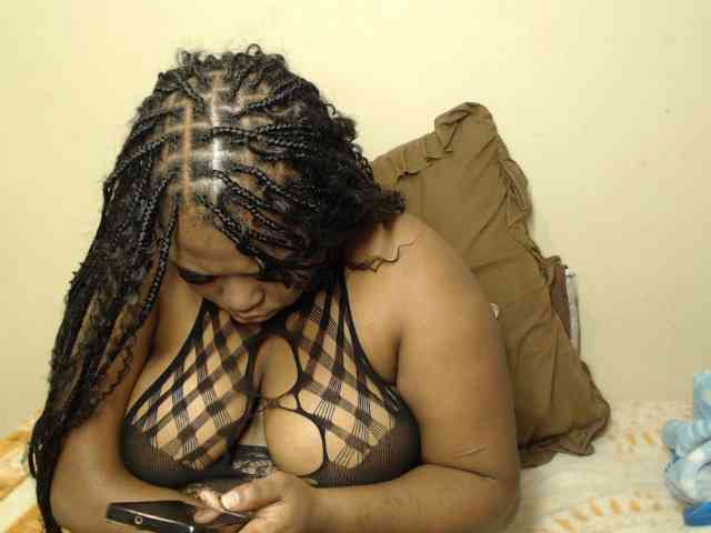 SexyEbony93 webcam