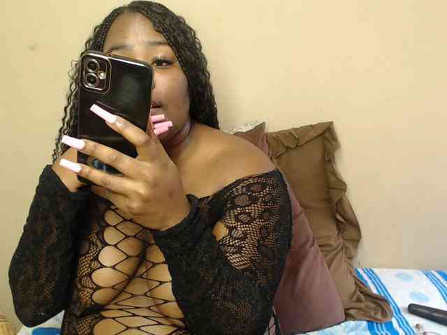 SexyEbony93 webcam
