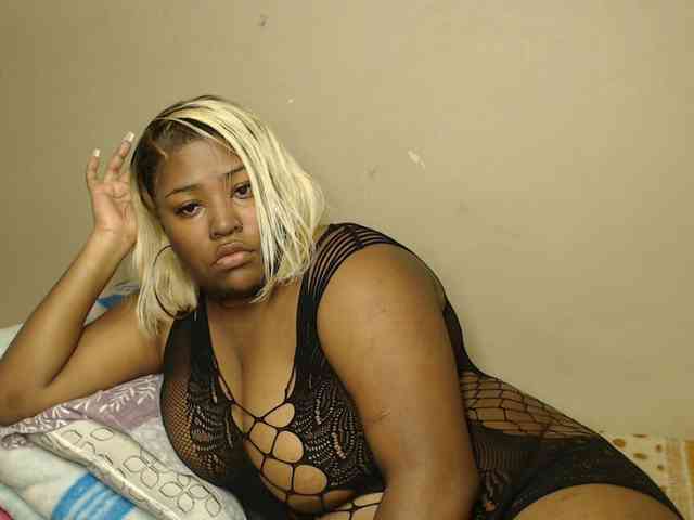 SexyEbony93 webcam