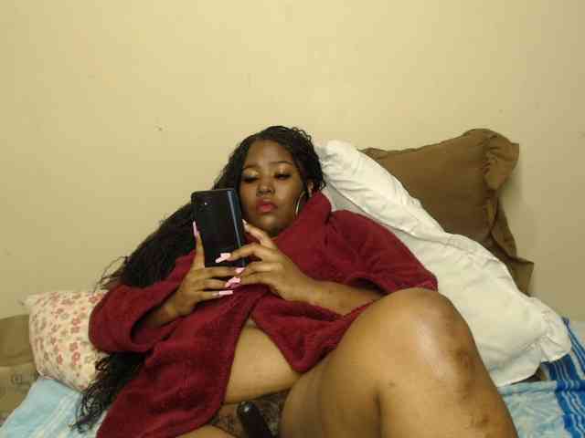 SexyEbony93 webcam