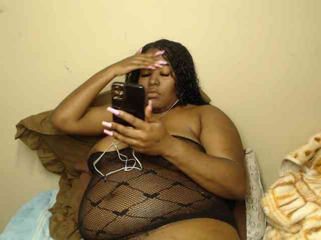 SexyEbony93 webcam