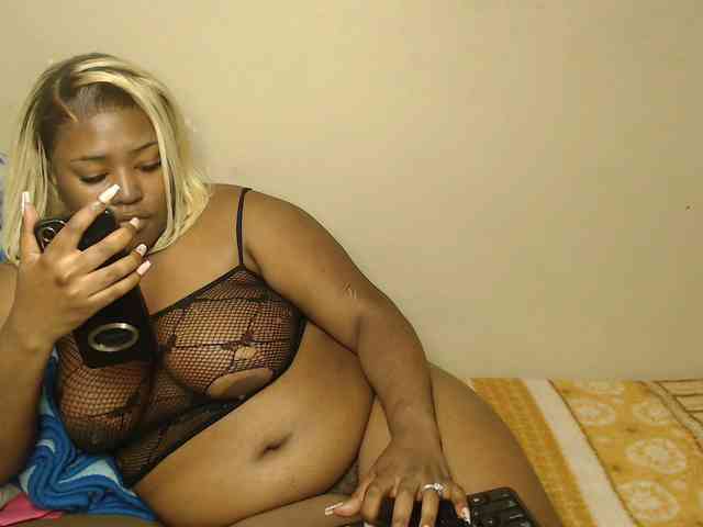 SexyEbony93 webcam