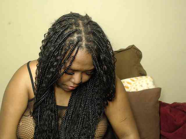 SexyEbony93 webcam