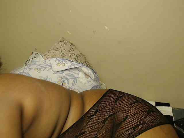 SexyEbony93 webcam