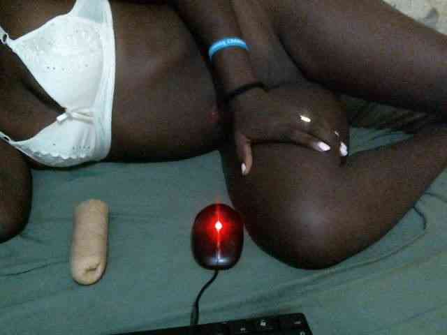 Birdie-girl webcam