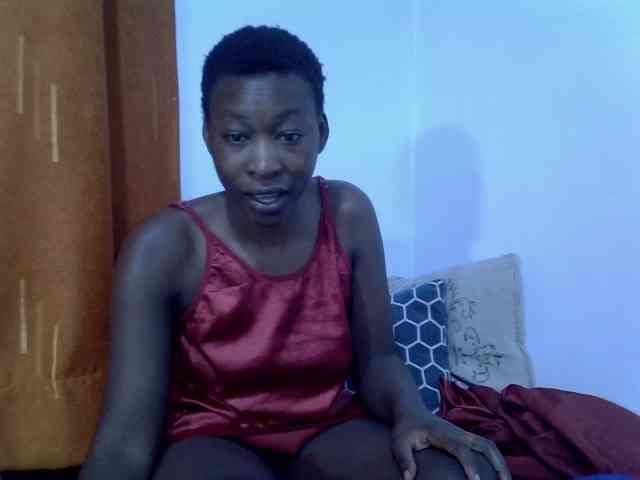 Luckyshee14 webcam