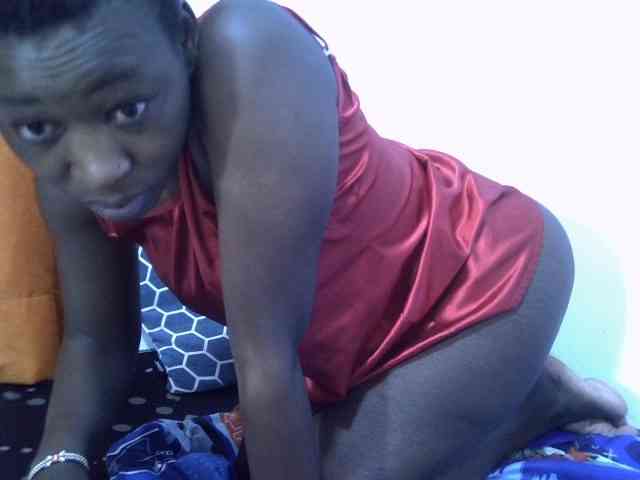 Luckyshee14 webcam