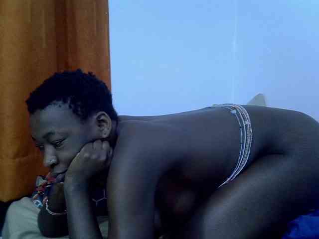Luckyshee14 webcam