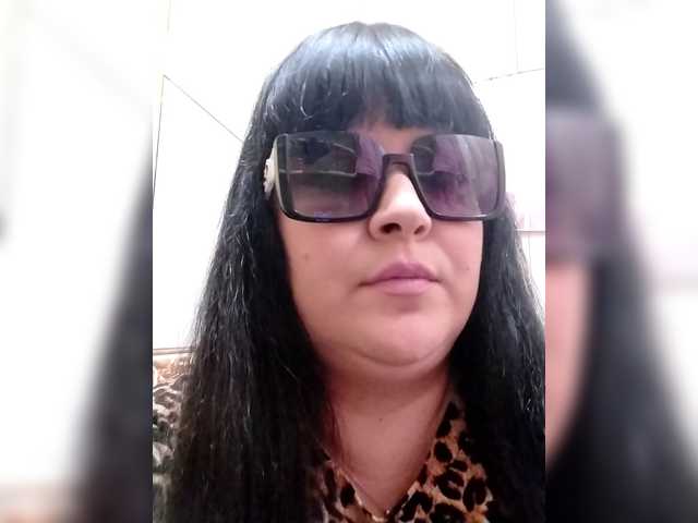 BlackNight's BongaCams show and profile