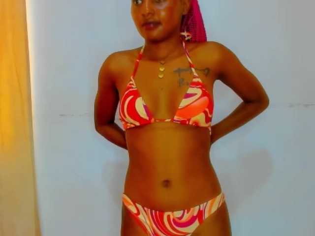 Biancamontana's BongaCams show and profile