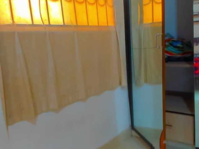 Biancamontana's BongaCams show and profile