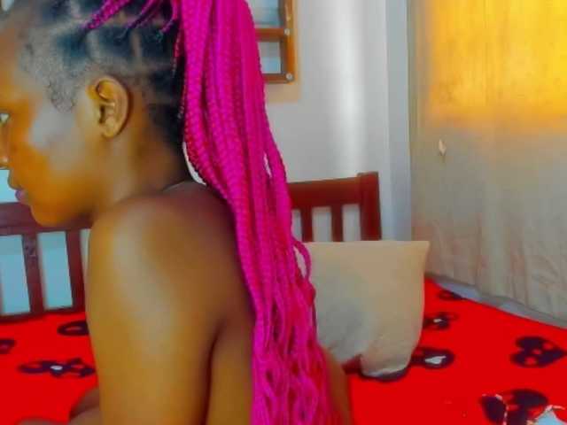 Biancamontana's BongaCams show and profile