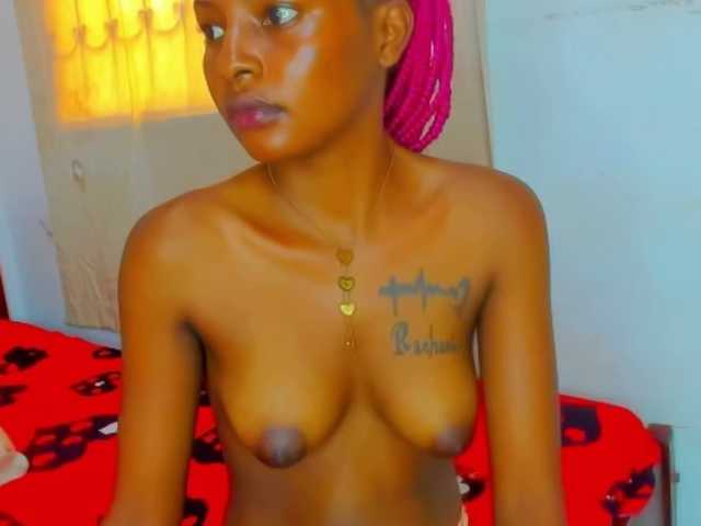 Biancamontana's BongaCams show and profile