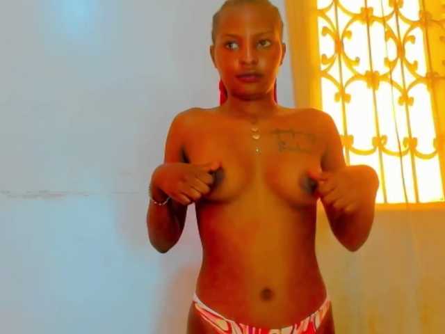 Biancamontana's BongaCams show and profile