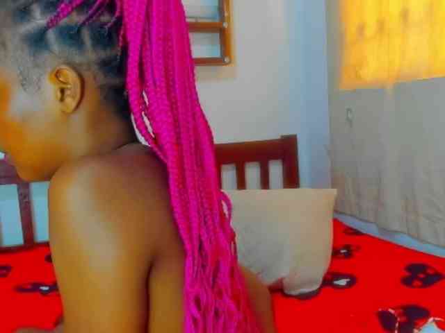 Biancamontana Live Webcam on BongaCams