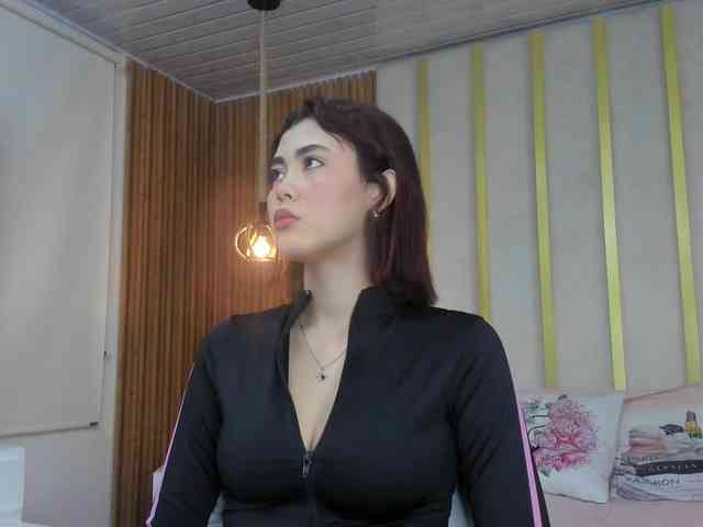 ISABELLA-HEITS webcam